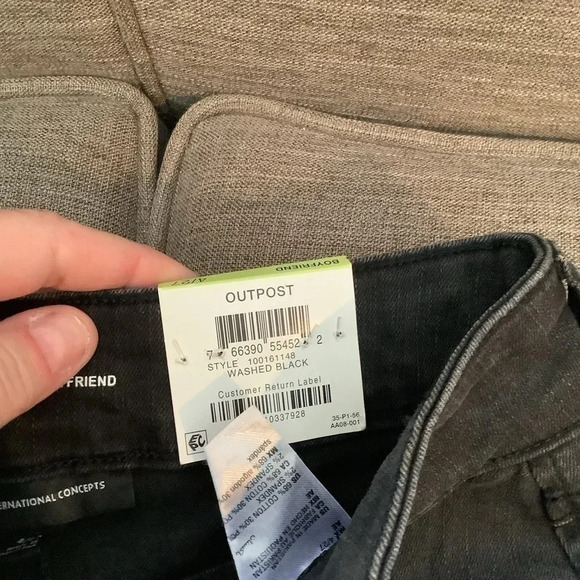 NWT INC Denim, Boyfriend Black with Gold Animal Print Appliqué Sz 4/27 - Picture 6 of 9